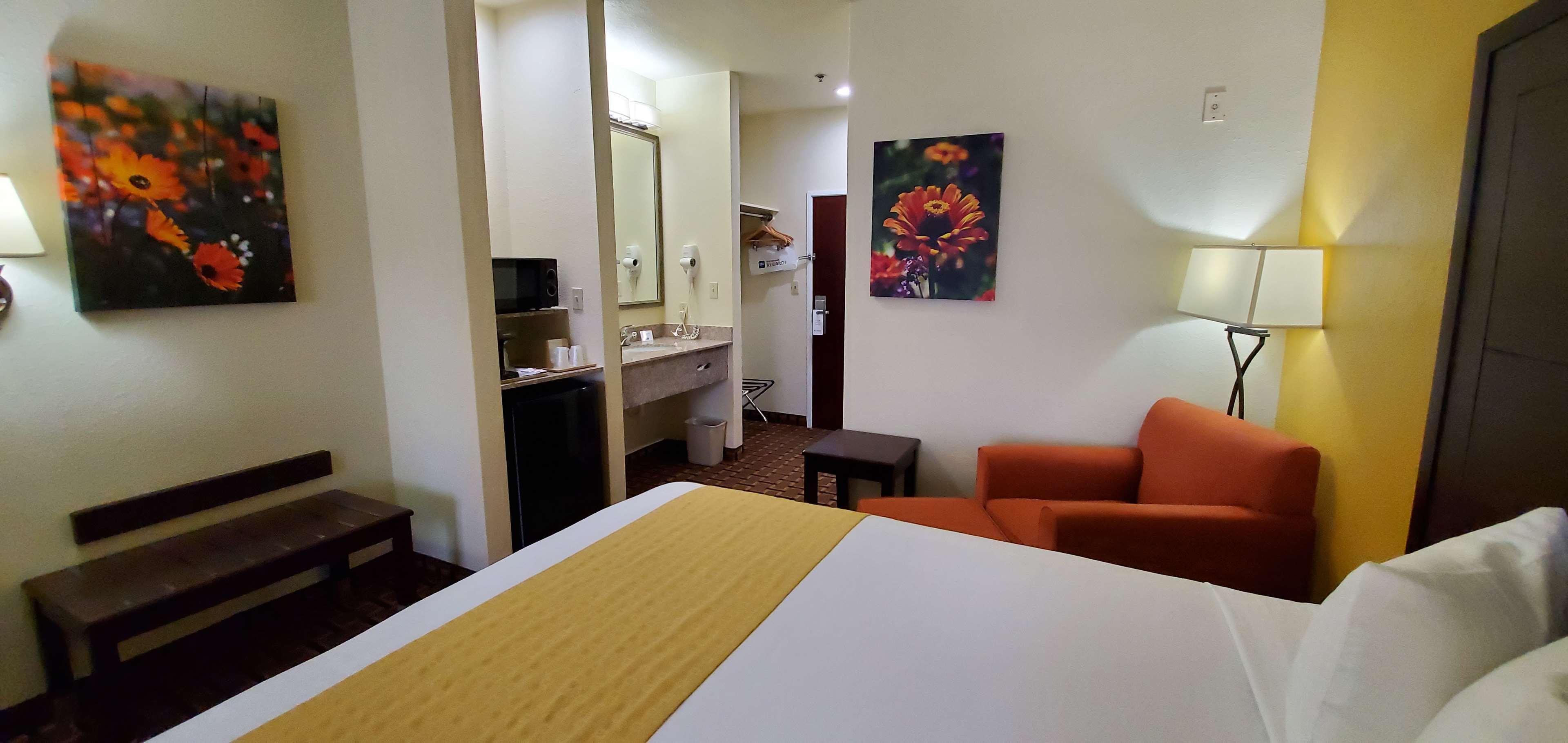 Best Western Executive Inn & Suites Madisonville Esterno foto
